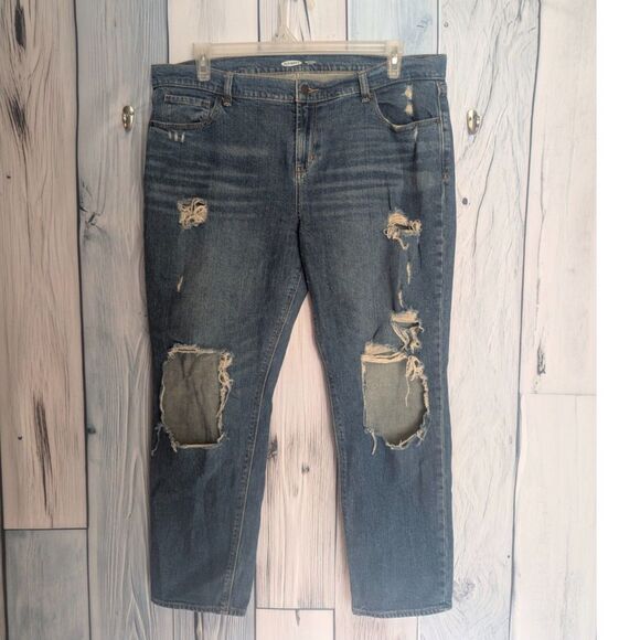 Women's Od Navy plus size boyfriend mid-rise distressed jeans size 14 - Picture 1 of 5